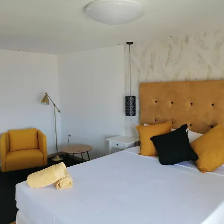 بيت ضيافة Chabela's Water Lajita